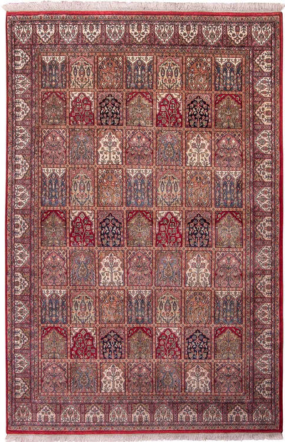 Oriental Carpet 163x241cm