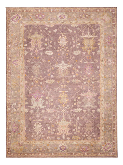 Ushak Mattan 245x335cm - Oriental Carpet