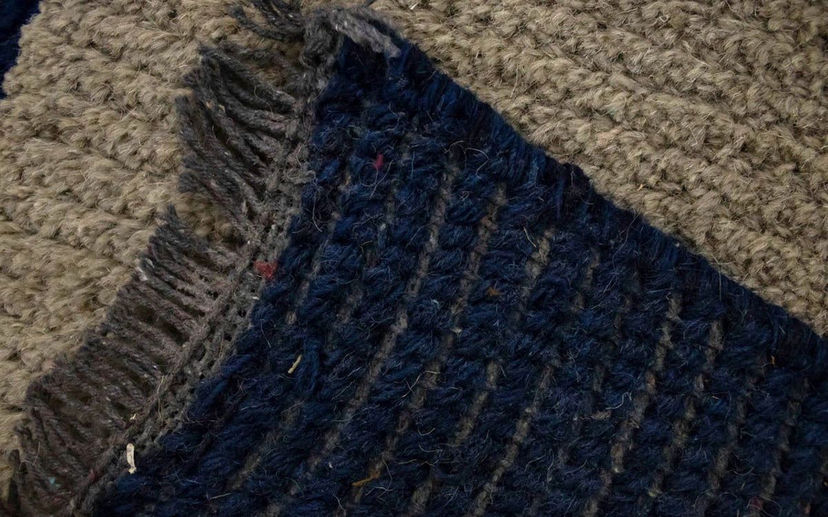 Nepal mattan - 140 x 70 cm - brun