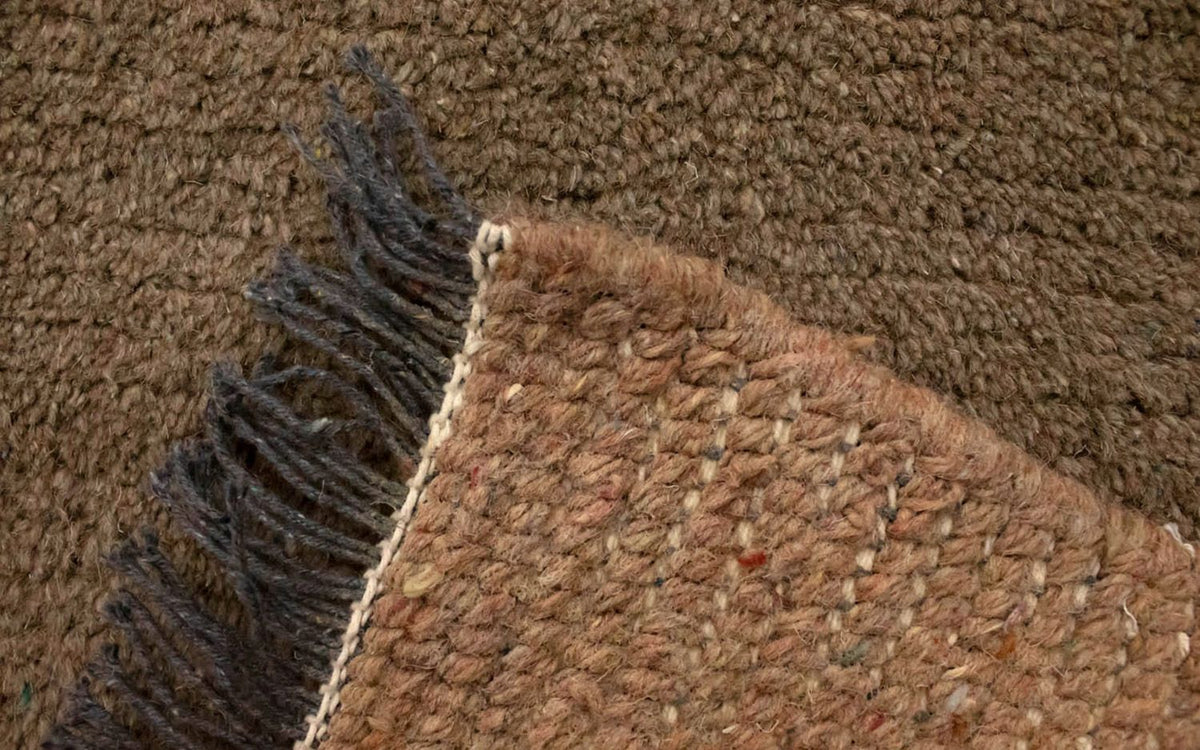 Nepal mattan - 140 x 70 cm - brun