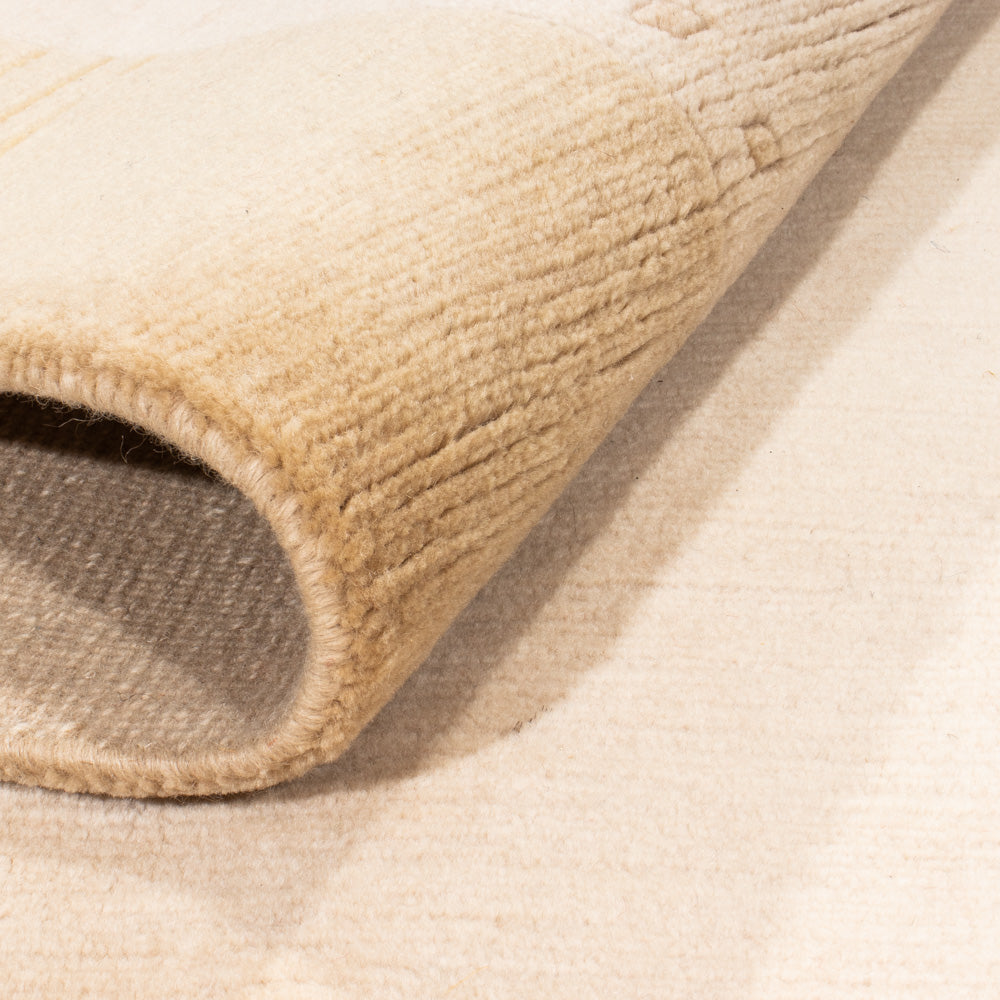 Nepal mattan - Kungliga - 238 x 171 cm - beige