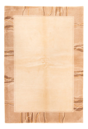 Nepal mattan - Kungliga - 238 x 171 cm - beige