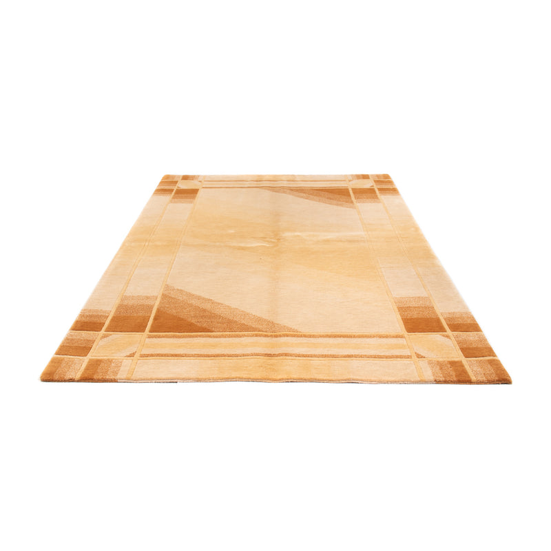 Nepal mattan - Kungliga - 239 x 171 cm - beige