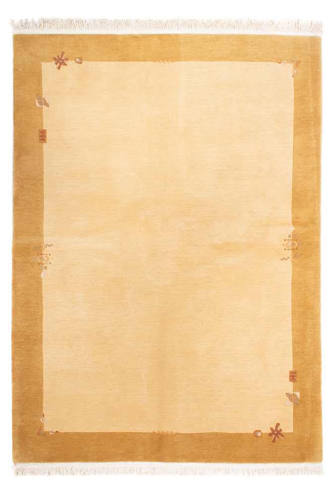 Nepal mattan - Kungliga - 230 x 172 cm - beige