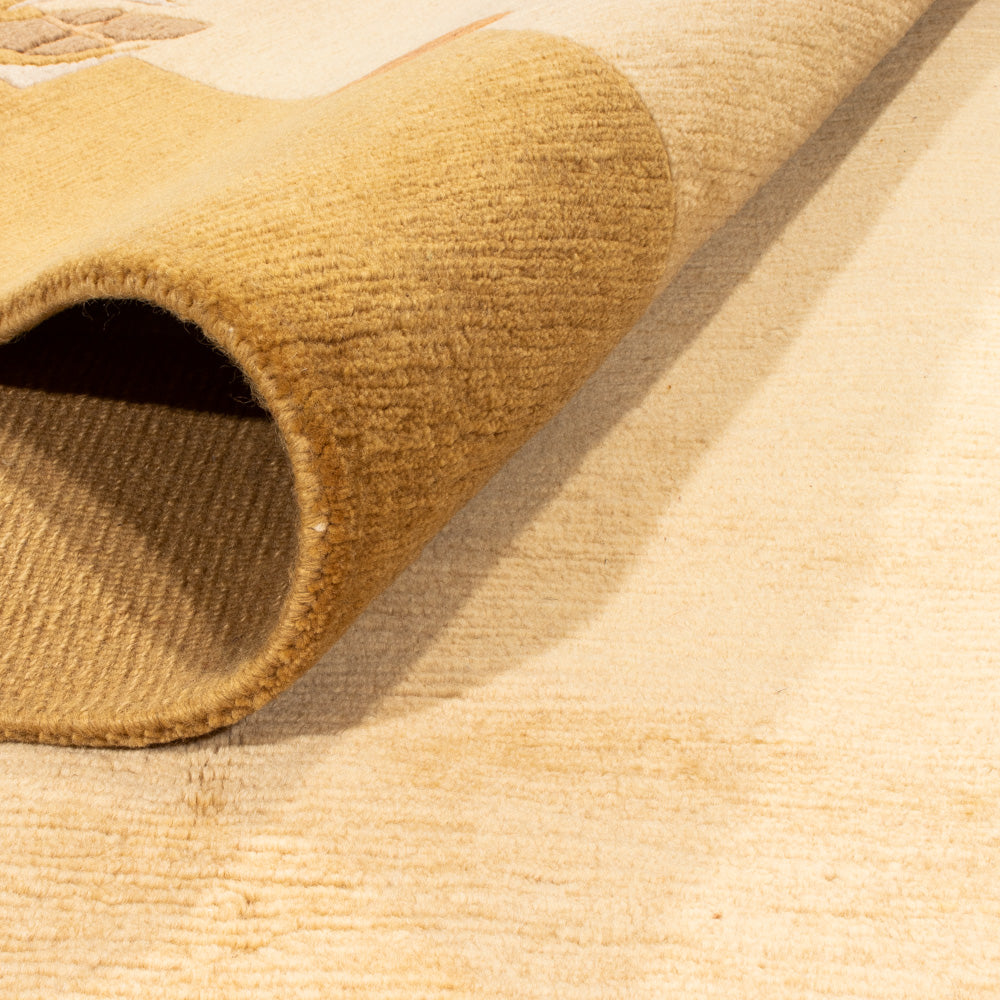 Nepal mattan - Kungliga - 293 x 202 cm - beige