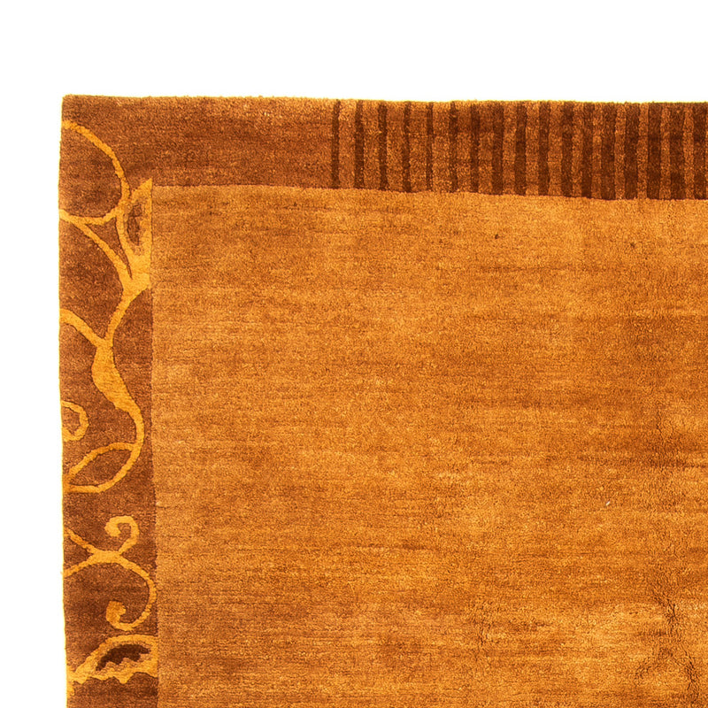 Nepal mattan - Kungliga - 305 x 199 cm - rost