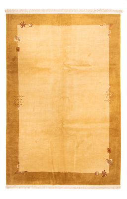 Nepal mattan - Kungliga - 296 x 201 cm - beige