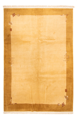Nepal mattan - Kungliga - 296 x 201 cm - beige