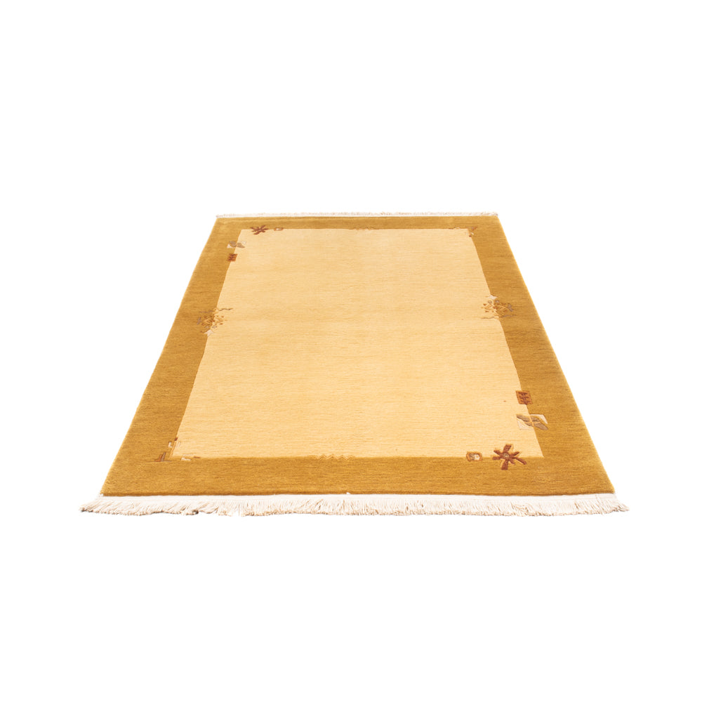 Nepal mattan - 180 x 123 cm - beige