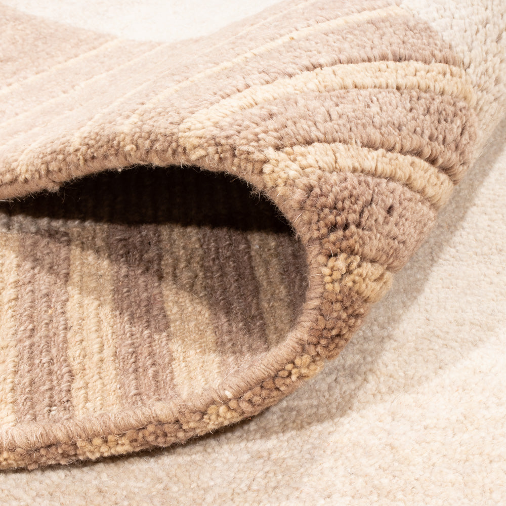 Nepal mattan - Kungliga - 242 x 170 cm - beige