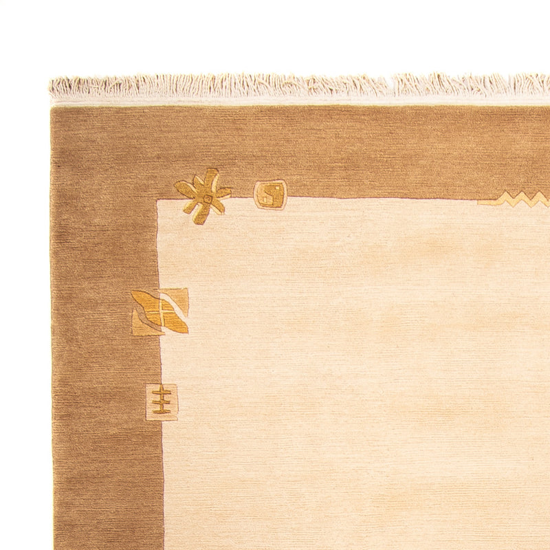 Nepal mattan - Kungliga - 291 x 200 cm - beige