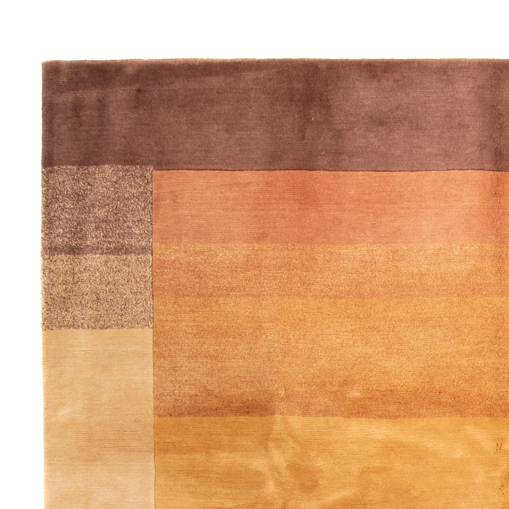 Nepal mattan - Kungliga - 353 x 249 cm - terrakotta