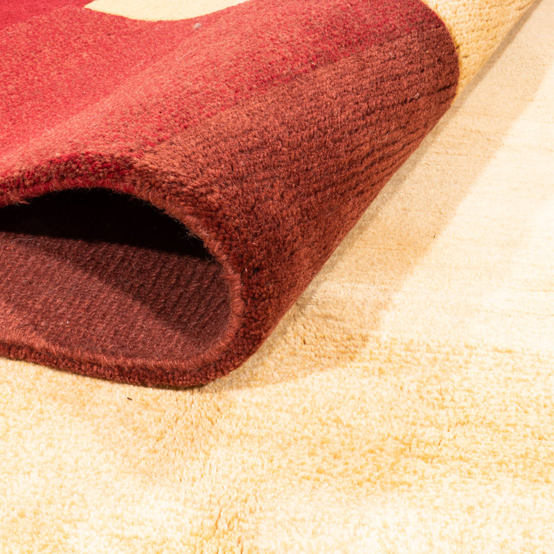 Nepal mattan - 303 x 251 cm - guld