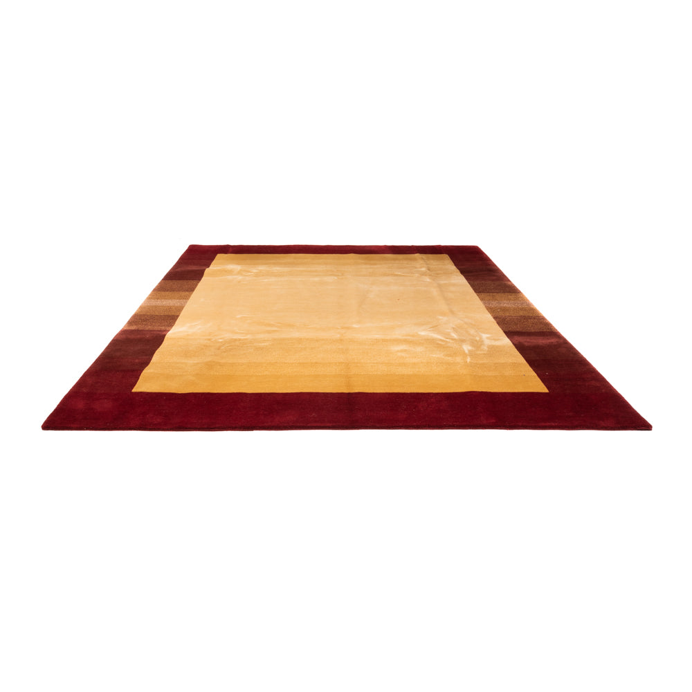 Nepal mattan - 303 x 251 cm - guld