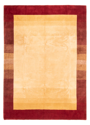 Nepal mattan - Kungliga - 347 x 251 cm - guld