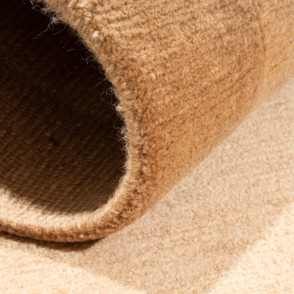 Nepal mattan - Kungliga - 143 x 71 cm - ljusbrun