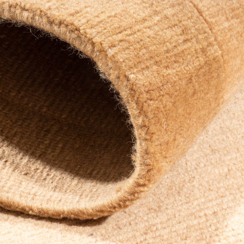 Nepal mattan - Kungliga - 138 x 73 cm - ljusbrun