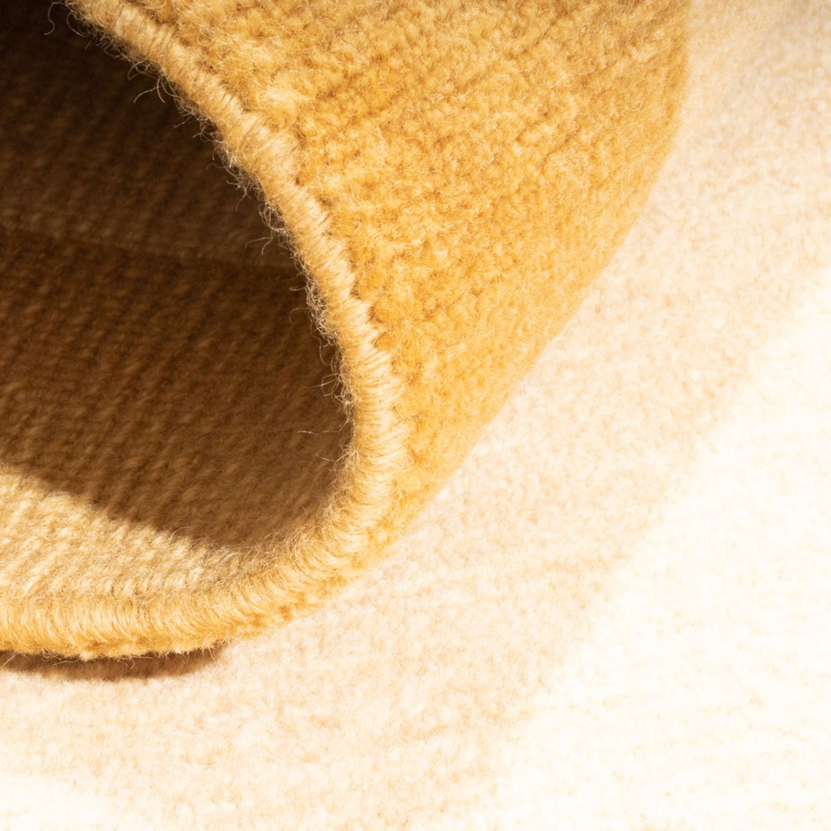 Nepal mattan - Kungliga - 141 x 74 cm - beige