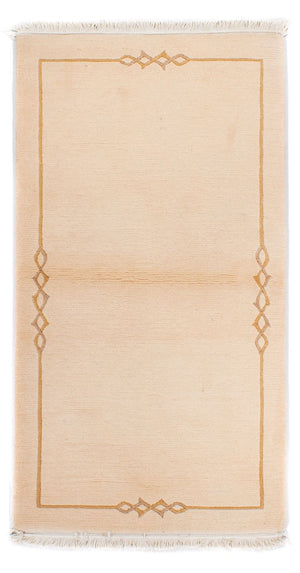 Nepal mattan - Kungliga - 137 x 73 cm - beige