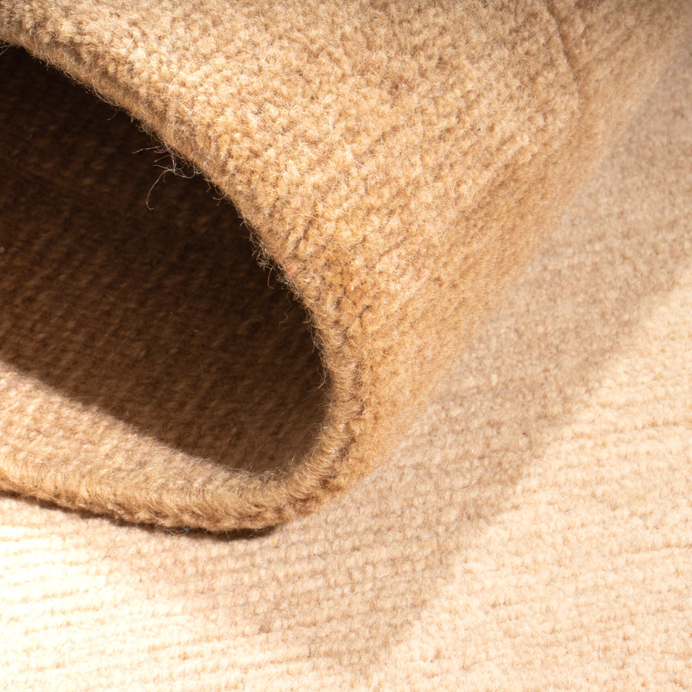 Nepal mattan - Kungliga - 141 x 73 cm - ljusbrun