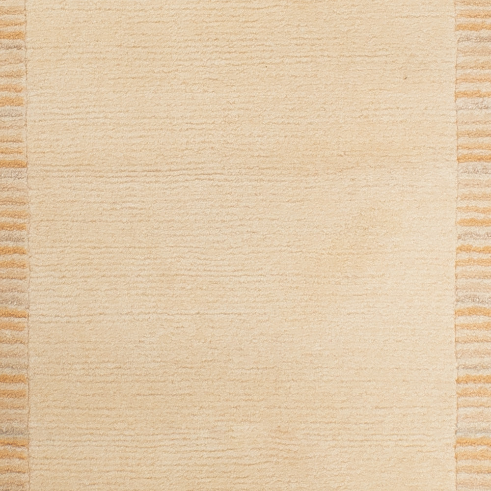 Nepal mattan - Kungliga - 144 x 72 cm - beige