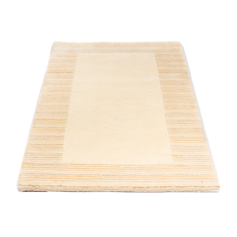 Nepal mattan - Kungliga - 147 x 72 cm - beige