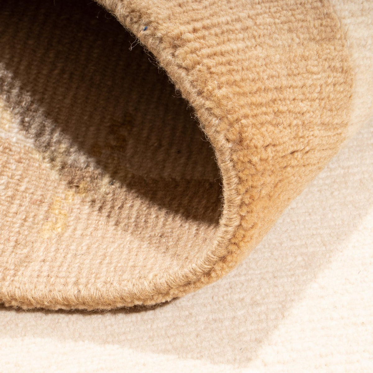 Nepal mattan - Kungliga - 137 x 71 cm - beige