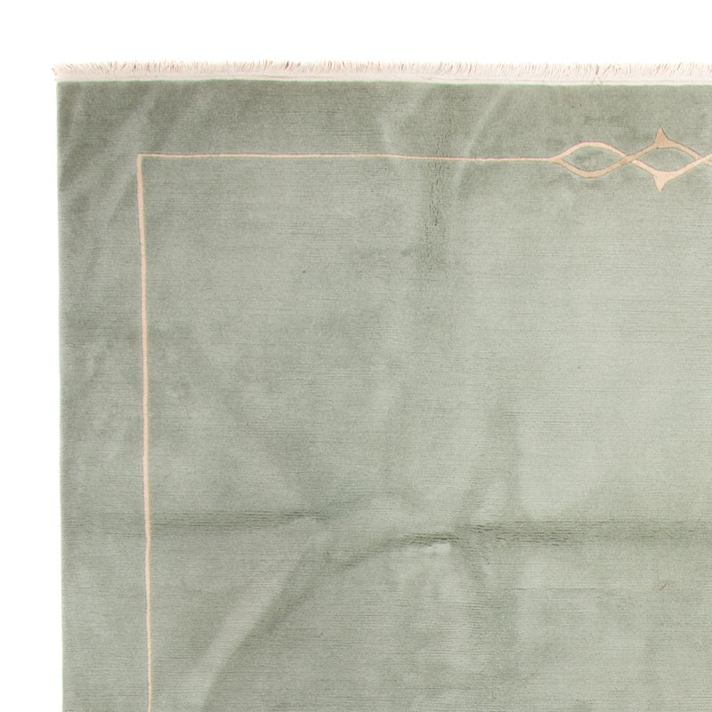 Nepal mattan - Kungliga - 349 x 249 cm - olivgrön