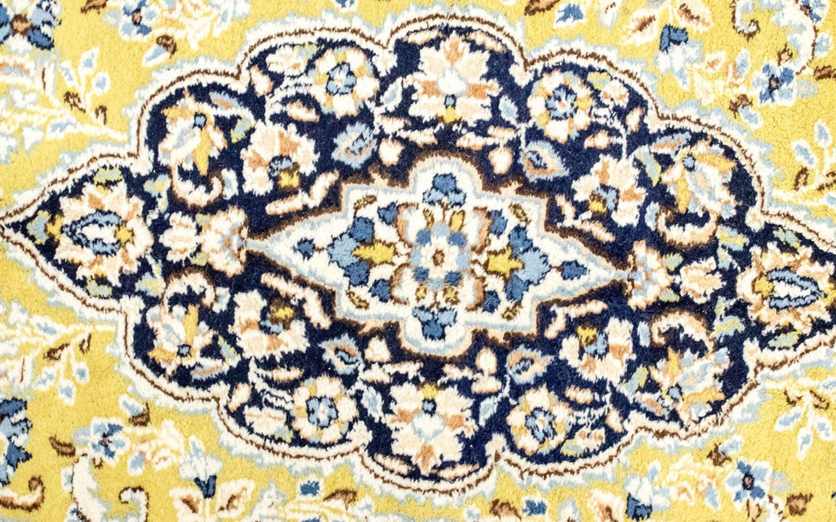 Persisk matta - Nain - Royal - 259 x 151 cm - ljusgrön