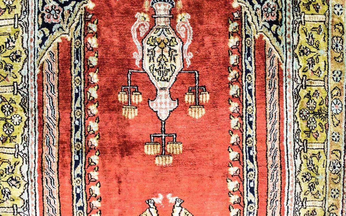 Sidenmatta - Kayseri - 137 x 77 cm - röd