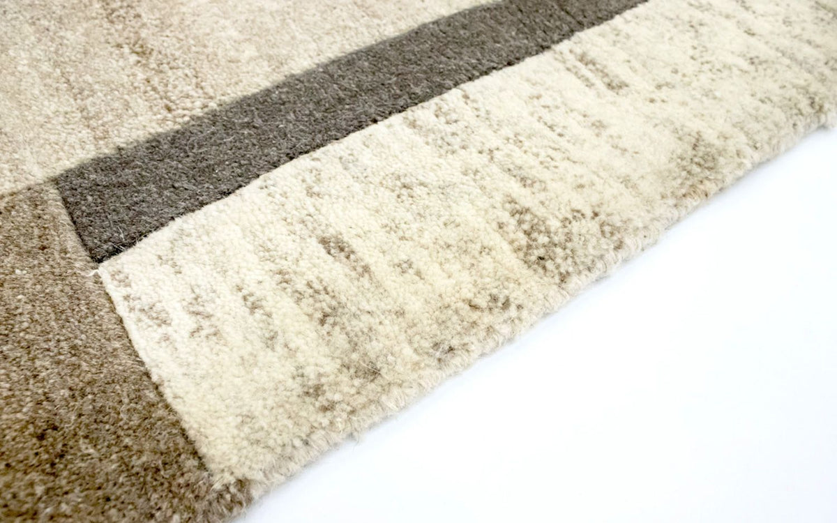 Nepal mattan - 178 x 124 cm - beige