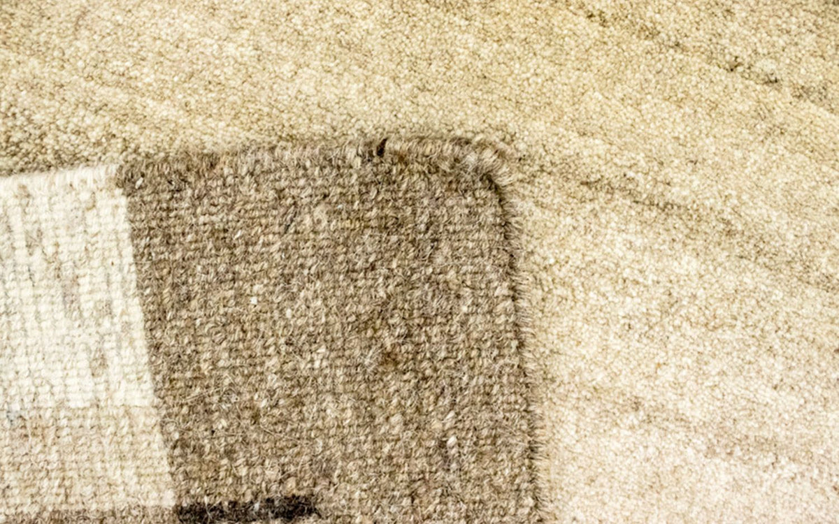 Nepal mattan - 178 x 124 cm - beige