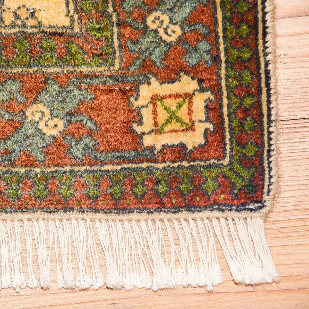 Turkaman-matta - 157 x 100 cm - guld