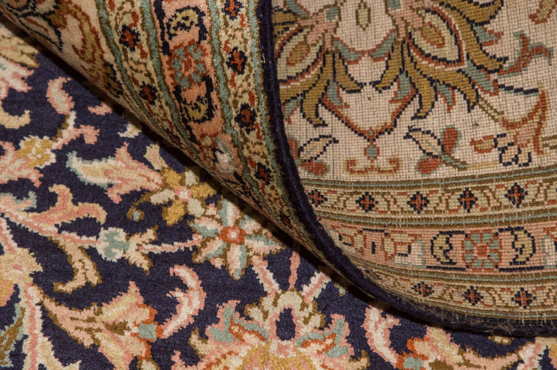 Sidenmatta - Kashmir Silk - 285 x 183 cm - mörkblå