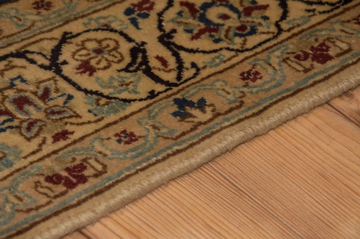 Persisk matta - Nain - Royal - 215 x 132 cm - beige