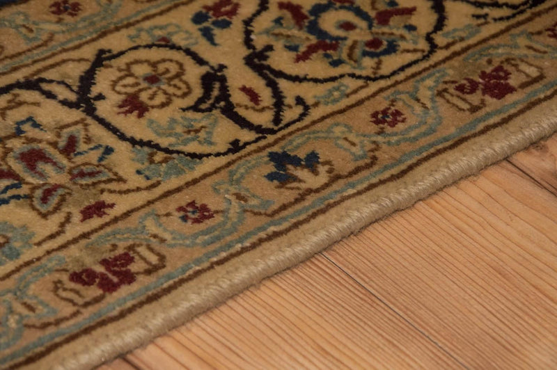 Persisk matta - Nain - Royal - 215 x 132 cm - beige