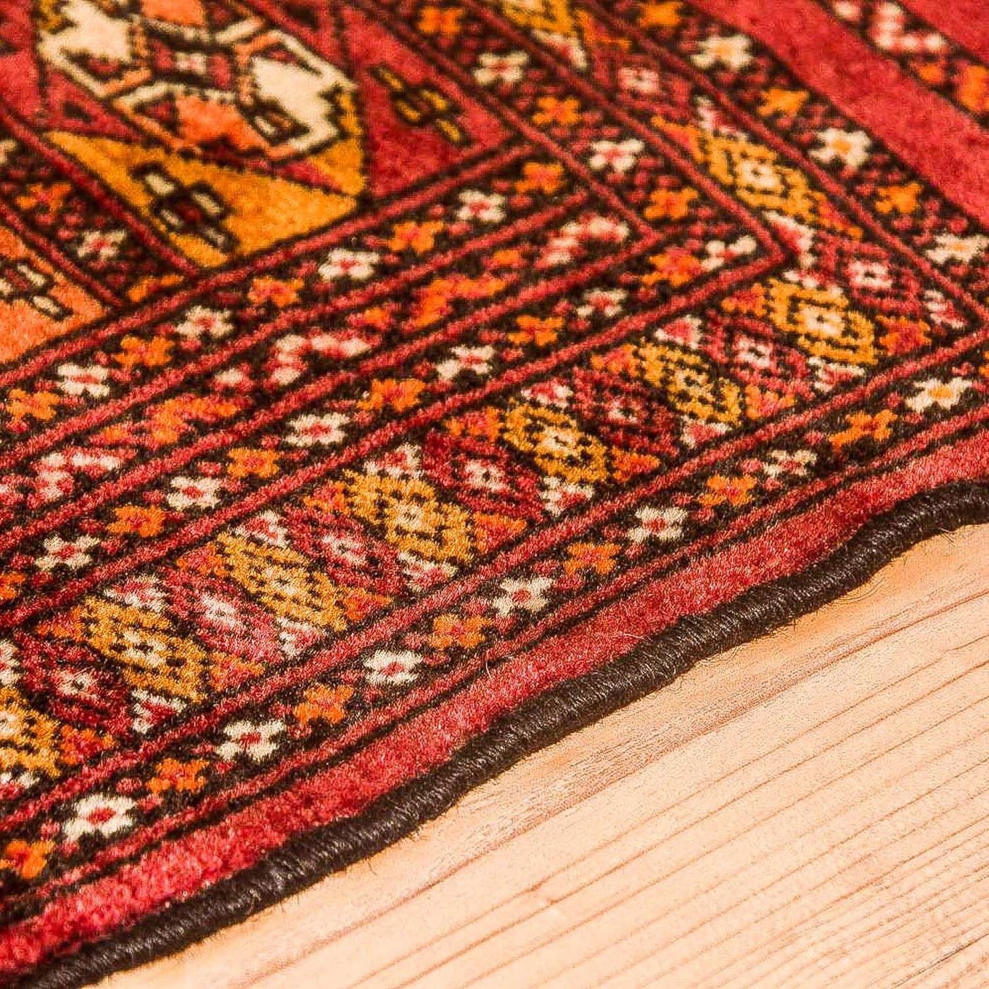 Turkaman-matta - 115 x 67 cm - röd
