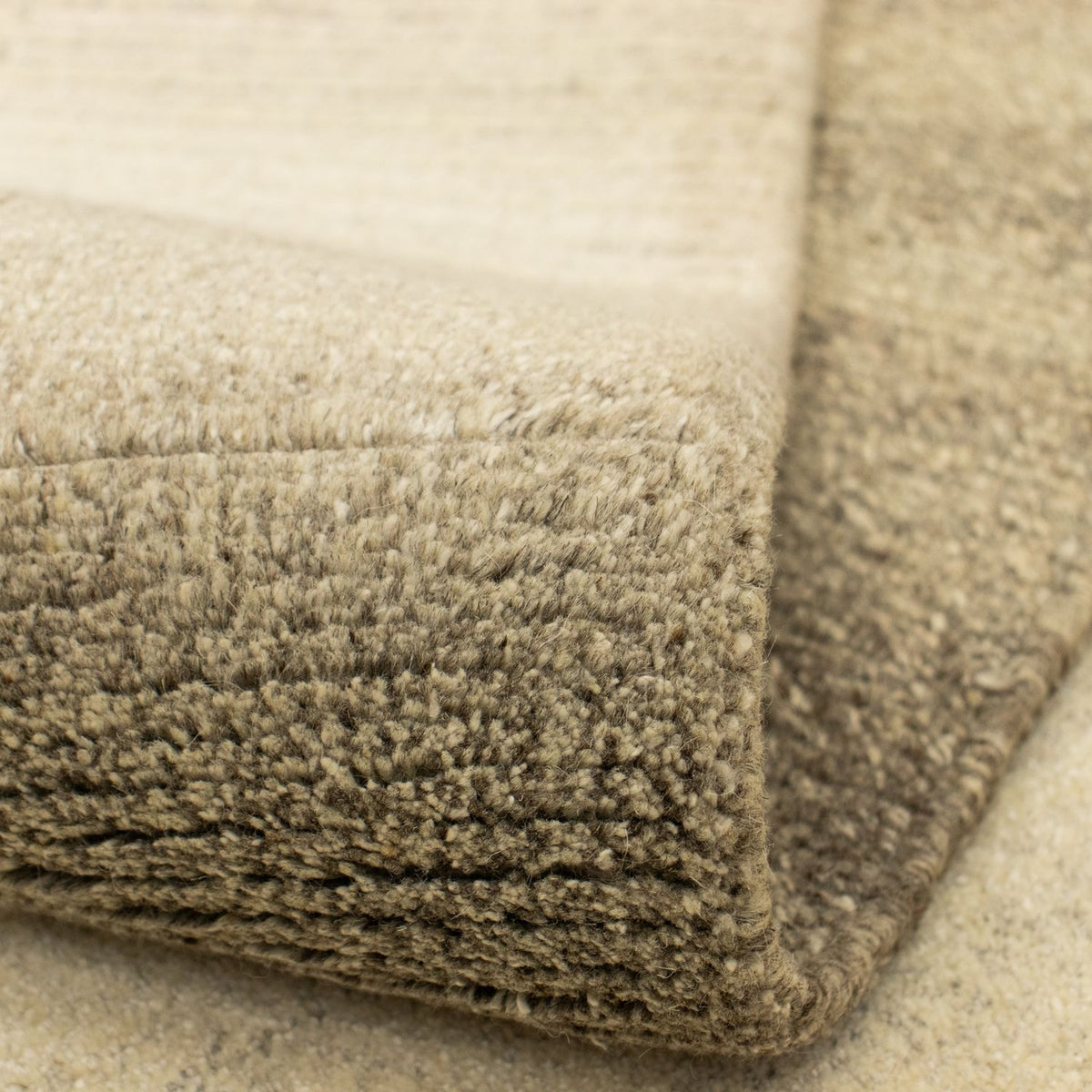 Nepal mattan - 297 x 201 cm - natur