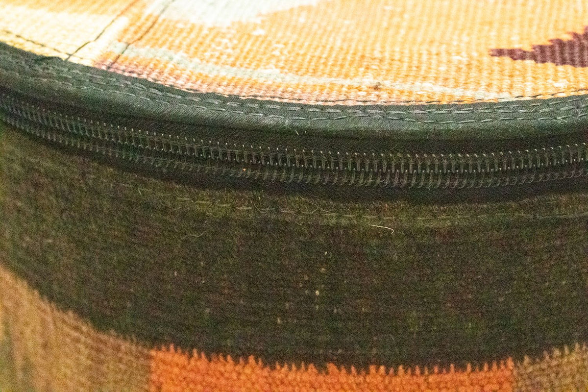 Sitzmöbel sonderform  - 50 x 40 cm - mehrfarbig