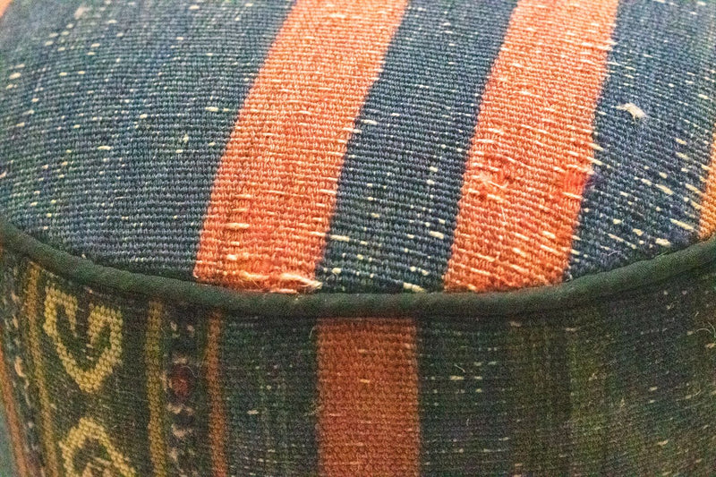 Sitzmöbel sonderform  - 42 x 36 cm - mehrfarbig