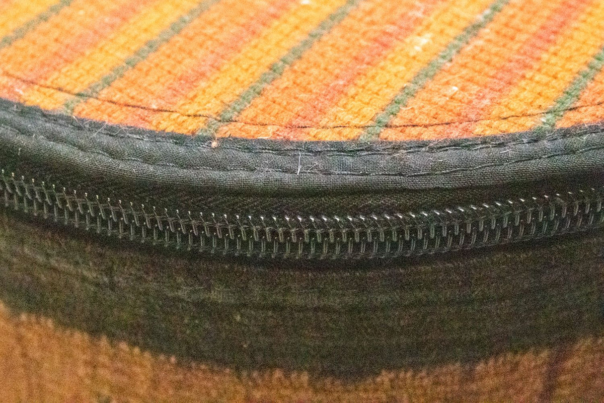 Sitzmöbel sonderform  - 42 x 36 cm - mehrfarbig