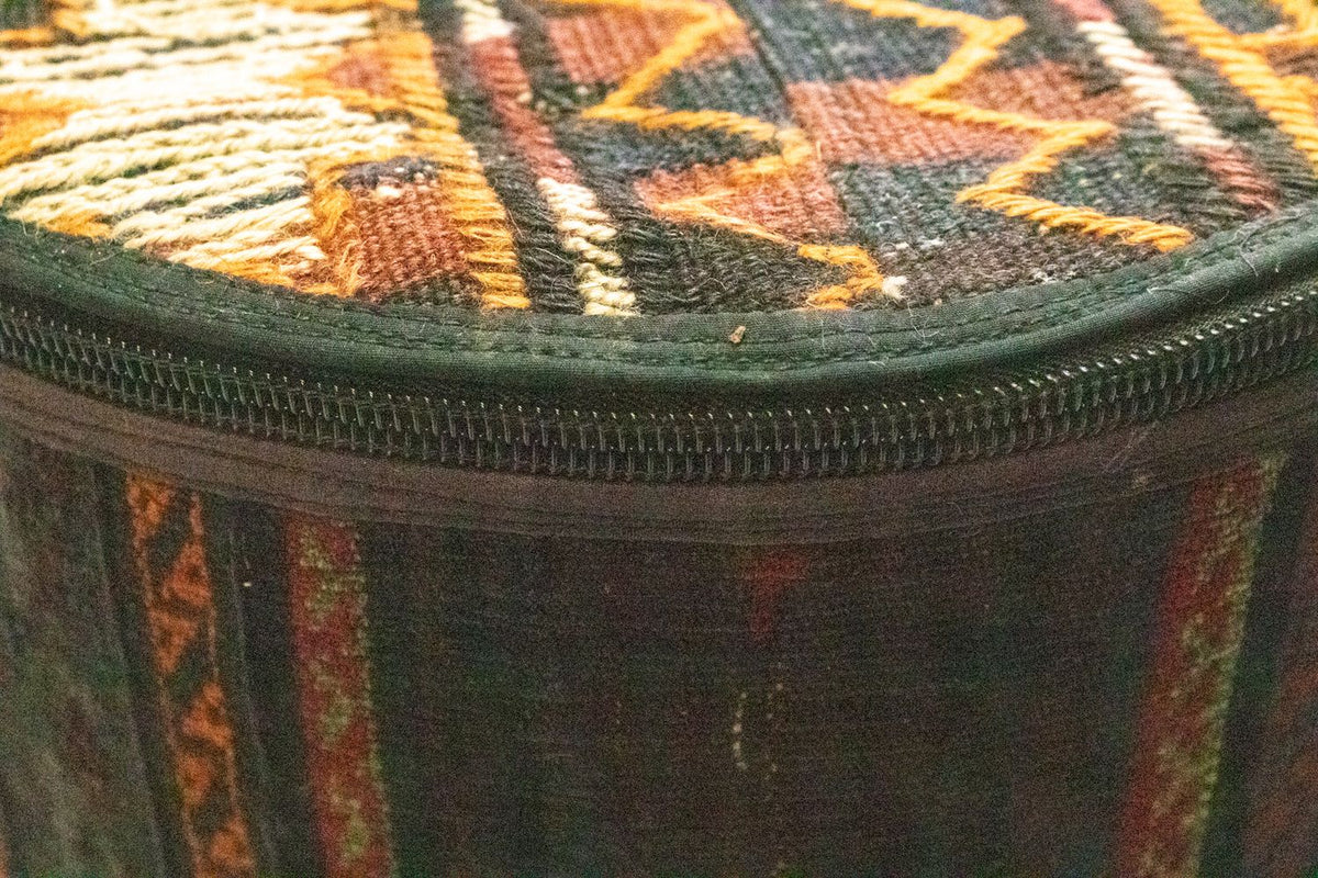 Sitzmöbel sonderform  - 42 x 36 cm - mehrfarbig