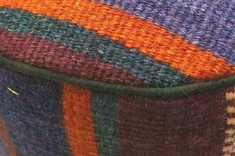 Sitzmöbel sonderform  - 42 x 36 cm - mehrfarbig