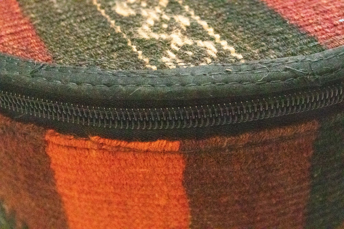 Sitzmöbel sonderform  - 42 x 36 cm - mehrfarbig