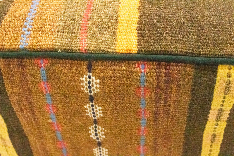 Sitzmöbel sonderform  - 30 x 30 cm - mehrfarbig