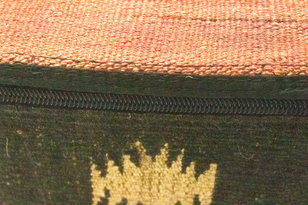 Sitzmöbel sonderform  - 30 x 30 cm - mehrfarbig