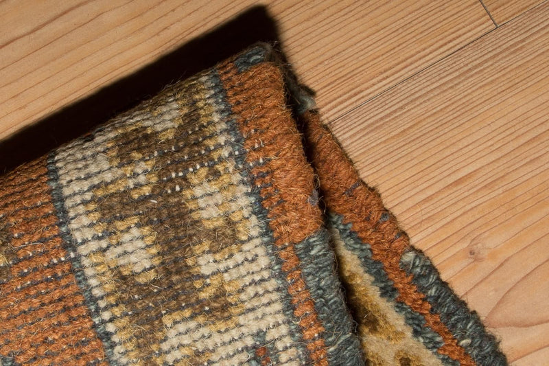 Oriental Carpet - 117 x 63 cm - orange