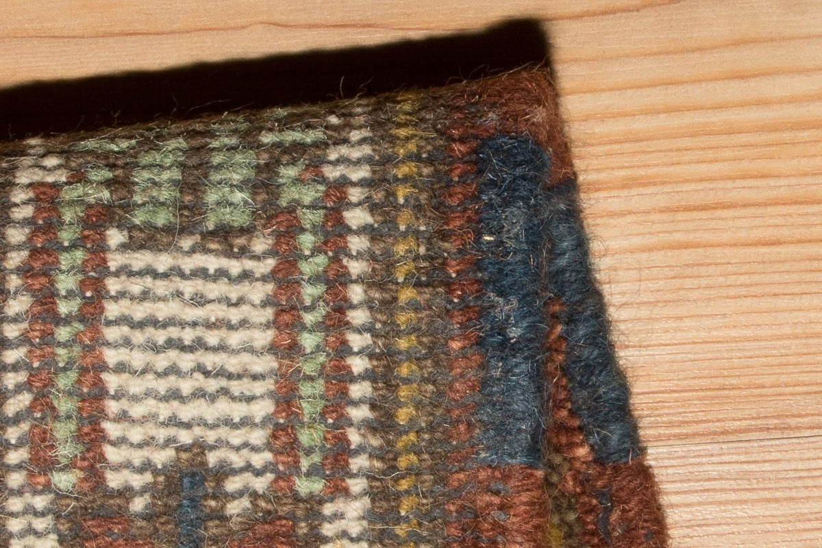 Oriental Carpet - 123 x 64 cm - rost