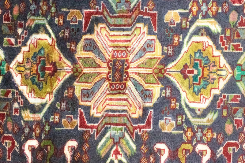 Turkaman-matta - 86 x 70 cm - mörkblå