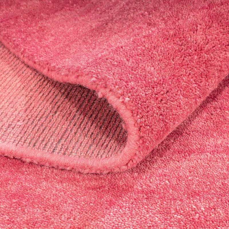 Nepal mattan - 243 x 170 cm - ljusröd